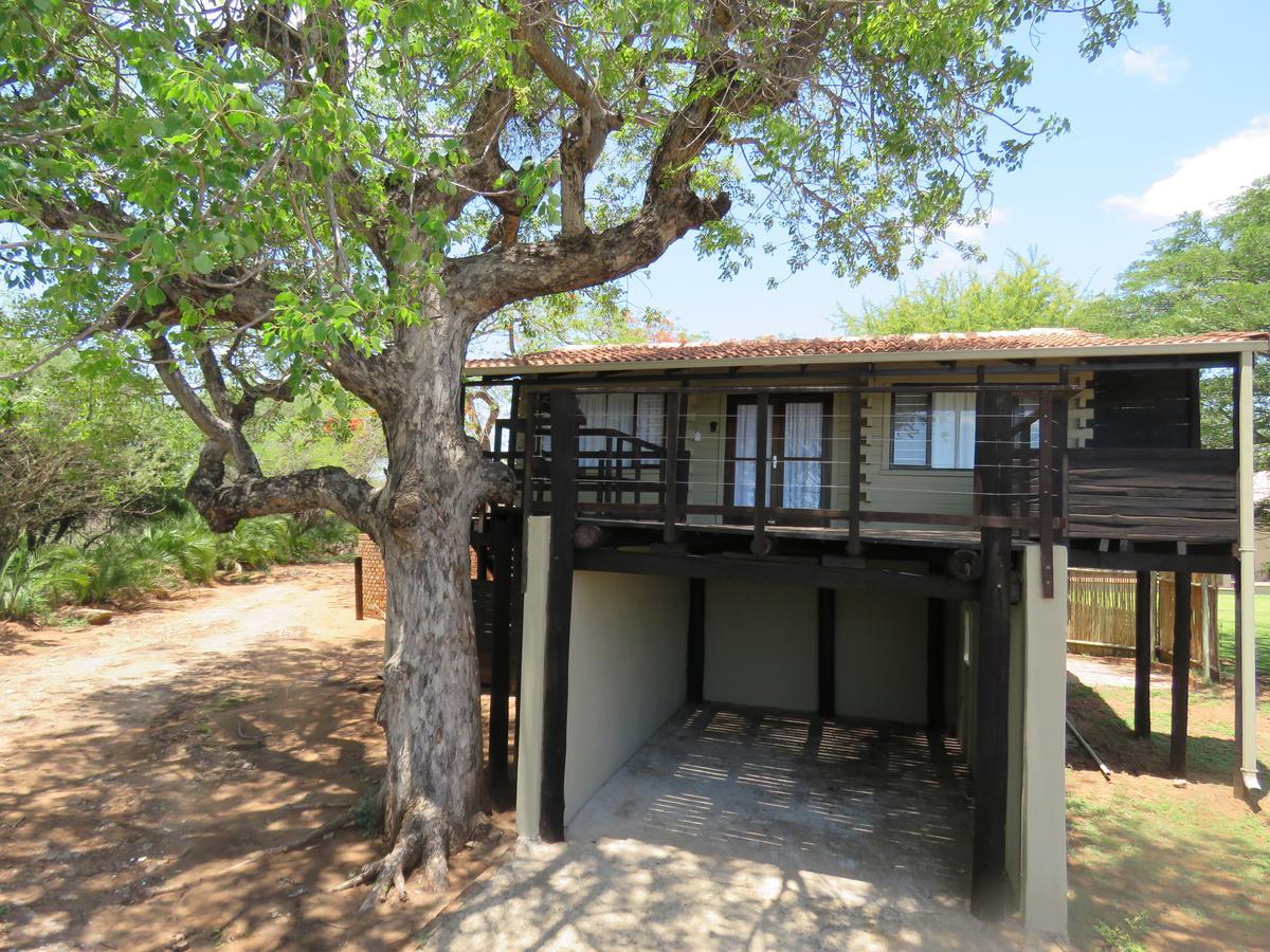 Kruger View Tree House Villa Marloth Park Buitenkant foto